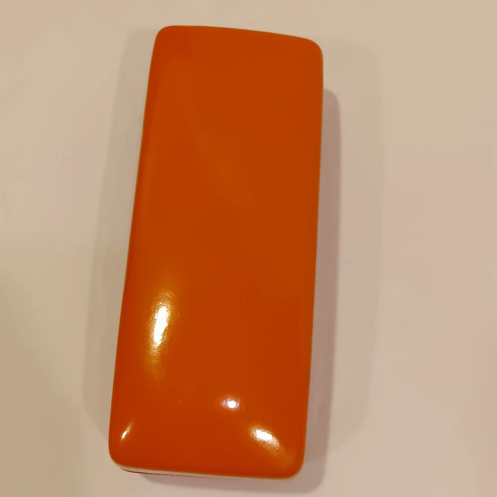Kate Spade Eyeglass Cases with Cleaning Cloth - Picture 6 of 10